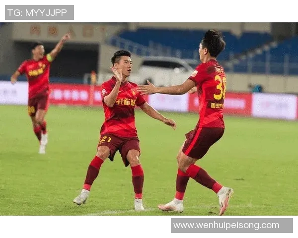 深圳足球队以53分领跑城市联赛积分榜展现强劲实力和争冠决心