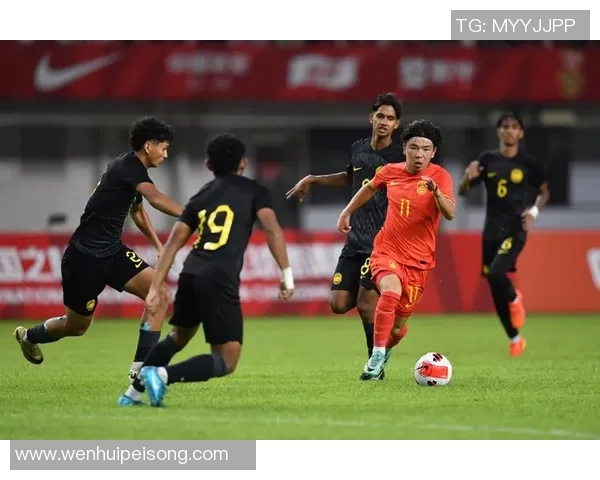 足球明星刘浪舟的传奇之路与荣耀时刻揭秘 足球明星刘浪舟的传奇之路与荣耀时刻揭秘